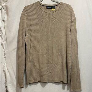Claiborne Women's Tan Crewneck Sweater